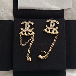 chanel crystal CC heart drop chain earrings gold